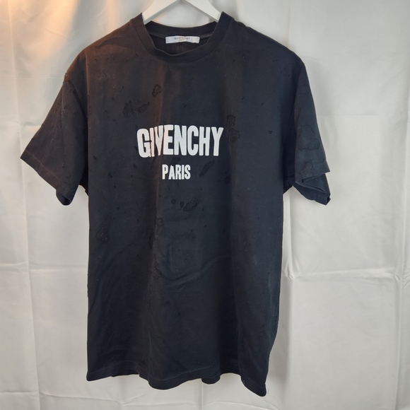 Givenchy black logo Distressed tshirt size L in EUC - Picture 2 of 11